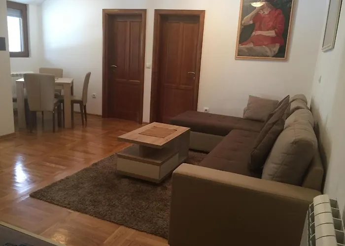 Nena Apartman